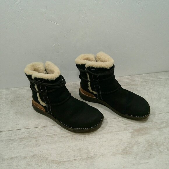 Ugg Australia La Jolla Boot Black Ankle Lace Up Sheepskin & Leather 5587 Sz 5 - Picture 3 of 10
